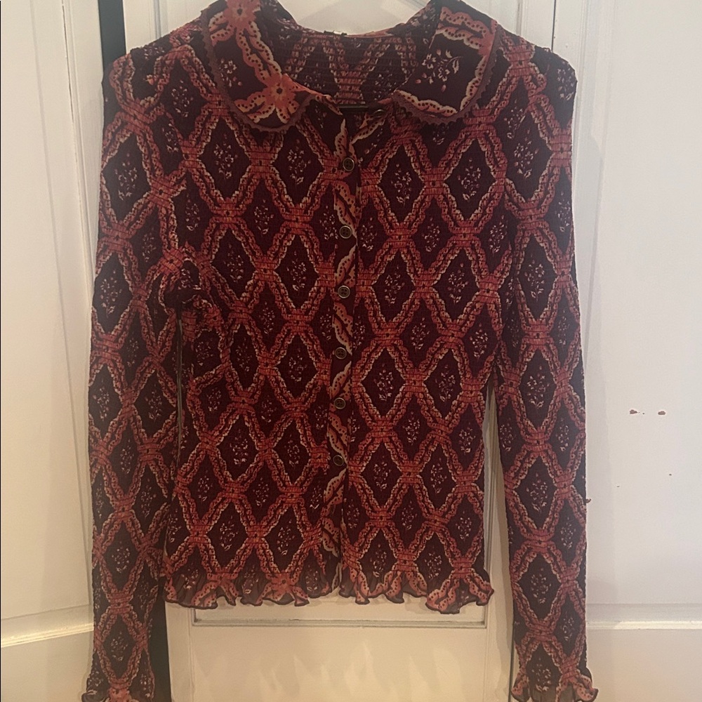 Free People Ruched/ fitted button- up top - Picture 2 of 6